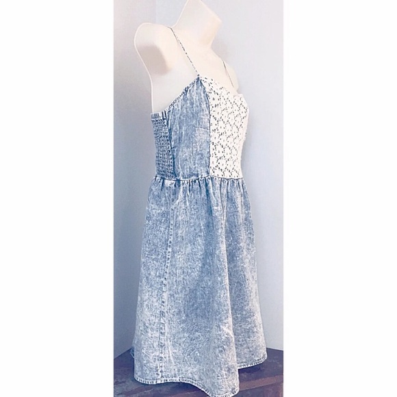 MIMI CHICA Blue Pigment Acid Wash Lace Met Dress Boho Festival - Picture 3 of 8